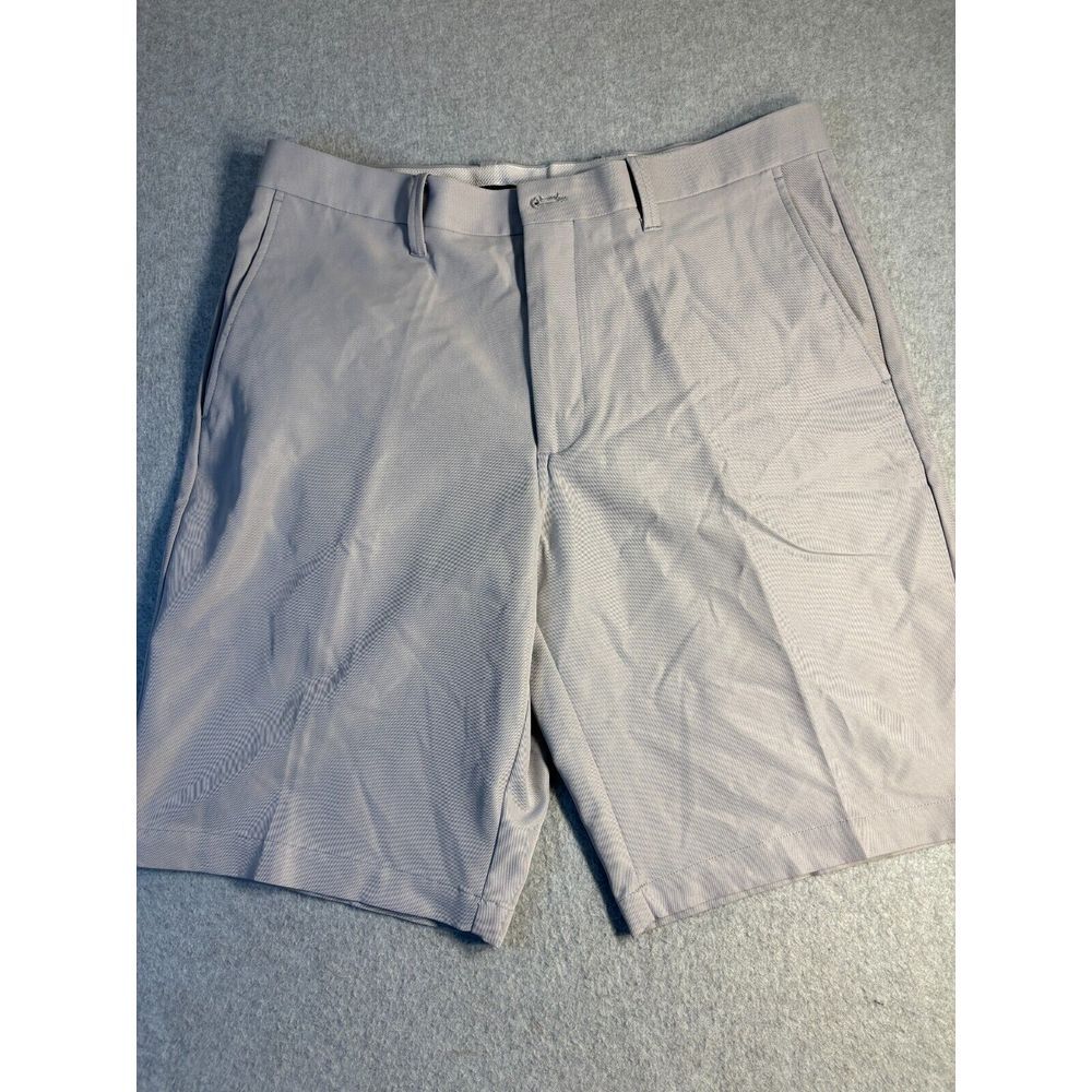 Callaway‎ Chino Shorts Men's Size 34 Gray 100% Polyester Pockets Flat Front Logo